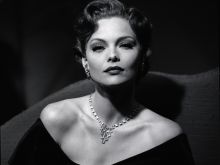 Michelle Pfeiffer photo