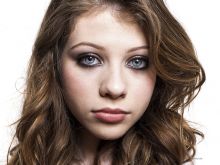 Michelle Trachtenberg photo