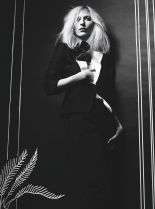 Mickey Sumner #731404 picture (Portrait Medium)