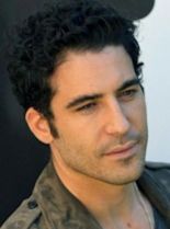 Miguel Ángel Silvestre photo