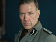 Mikael Persbrandt