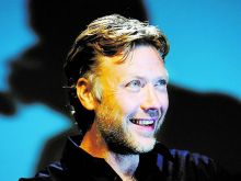 Mikael Persbrandt