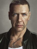 Mikael Persbrandt