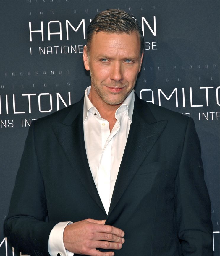 Mikael Persbrandt