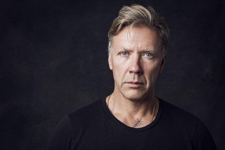 Mikael Persbrandt