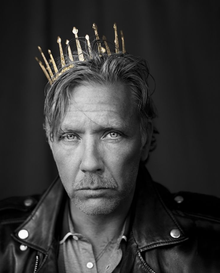 Mikael Persbrandt