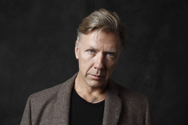 Mikael Persbrandt