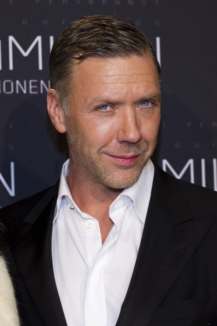 Mikael Persbrandt