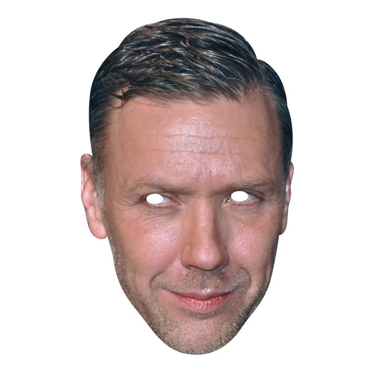 Mikael Persbrandt