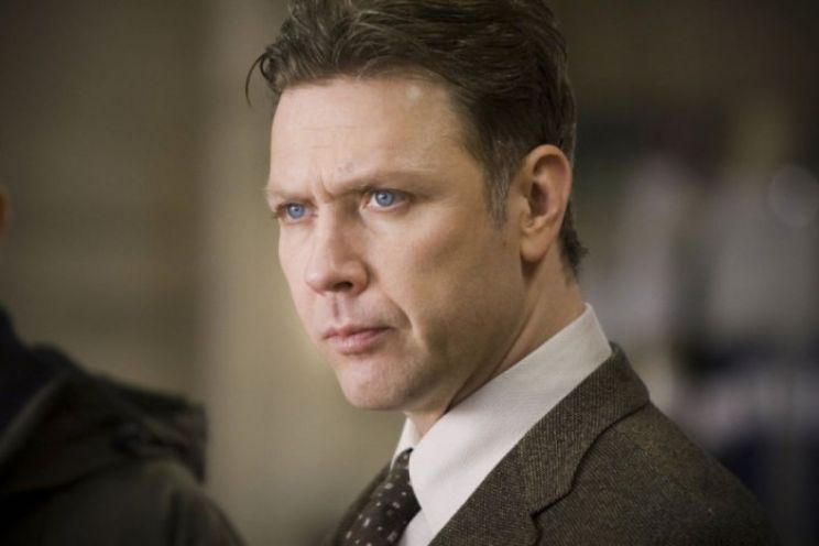 Mikael Persbrandt