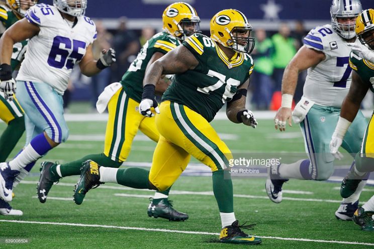 Mike Daniels