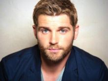 Mike Vogel