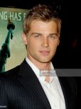 Mike Vogel