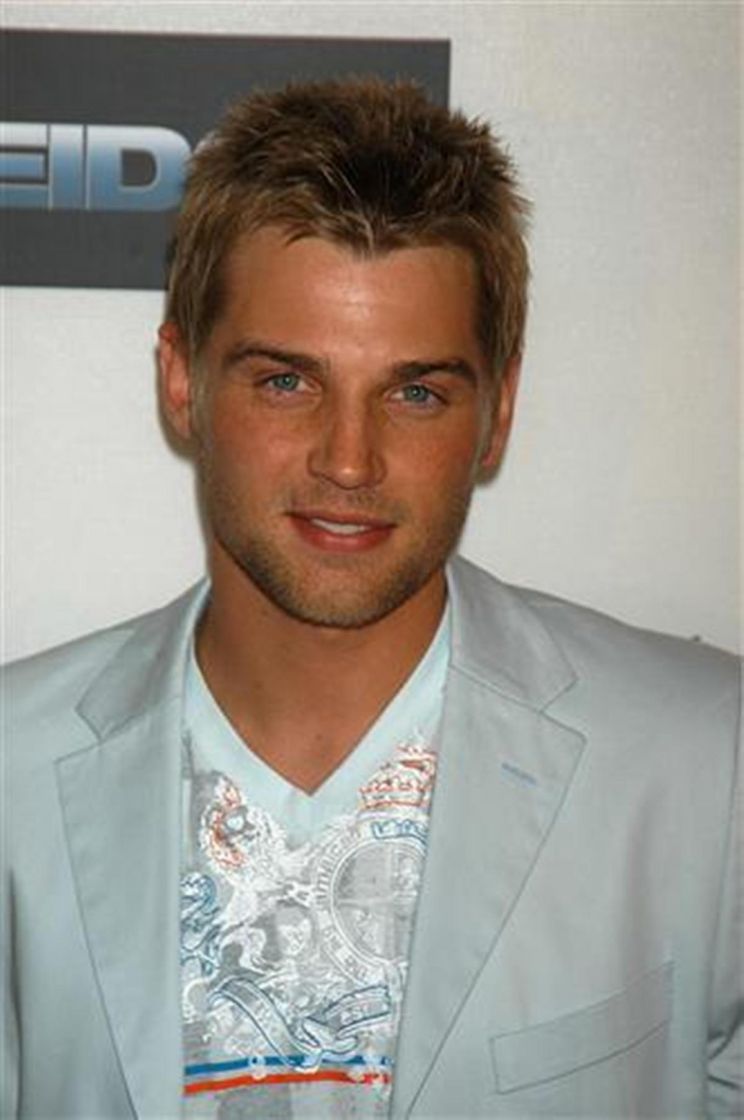 Mike Vogel