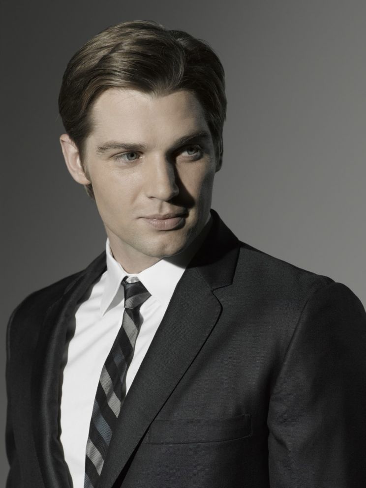 Mike Vogel