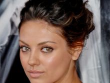 Mila Kunis photo