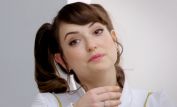 Milana Vayntrub