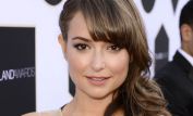 Milana Vayntrub