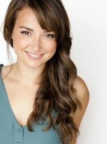 Milana Vayntrub