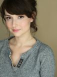 Milana Vayntrub