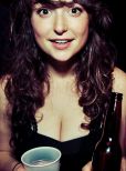 Milana Vayntrub