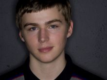 Miles Heizer