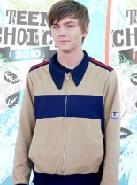 Miles Heizer