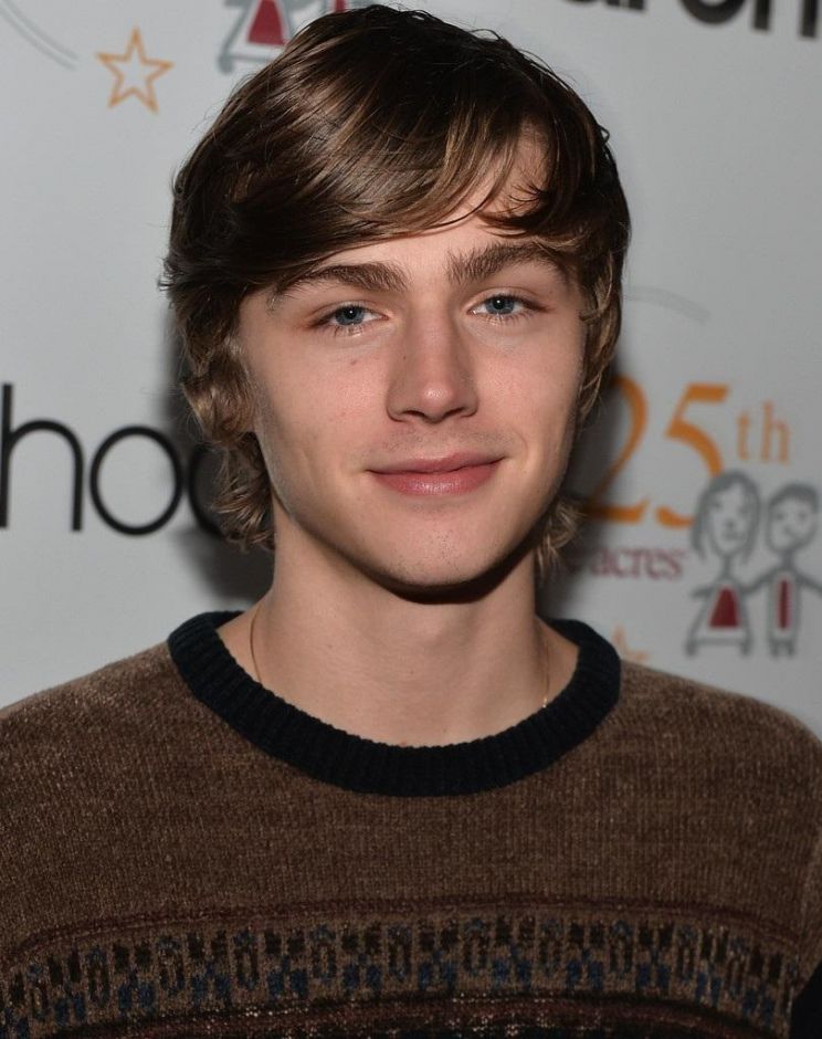 Miles Heizer