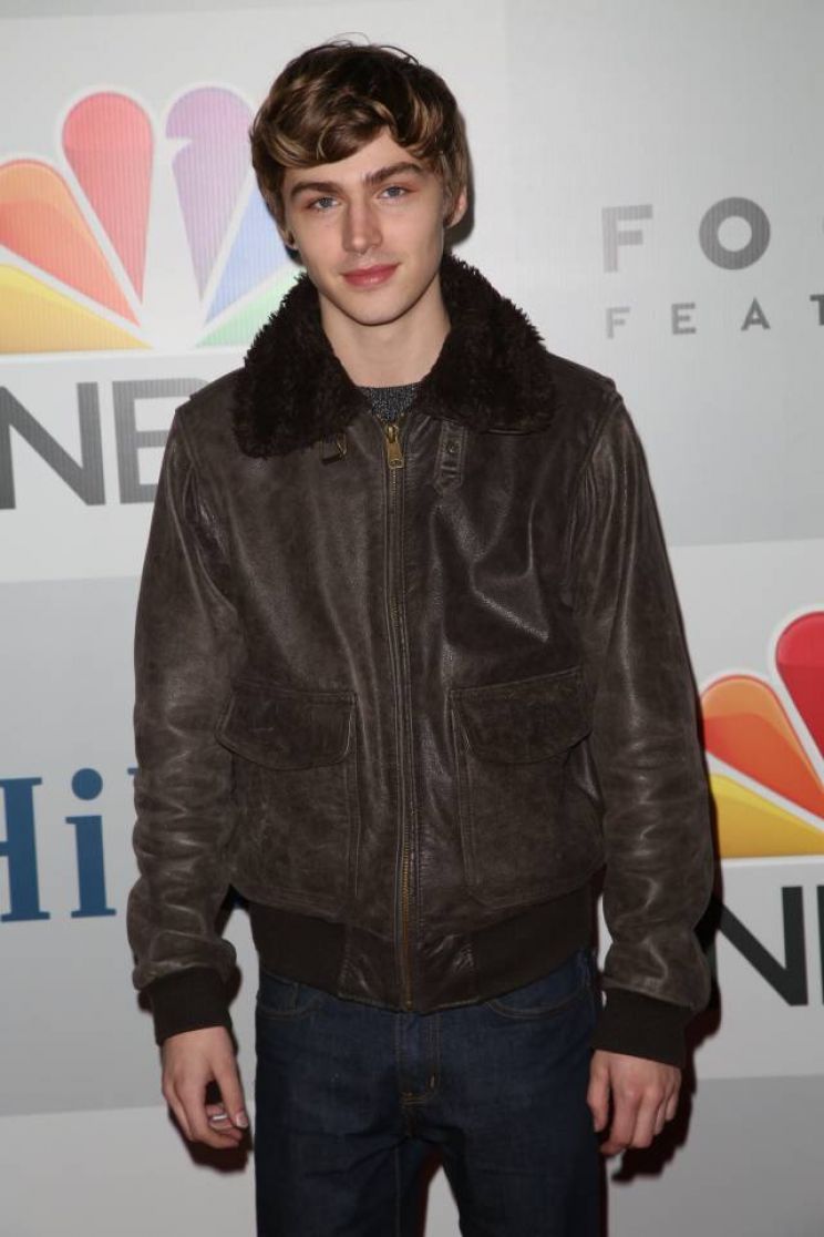 Miles Heizer