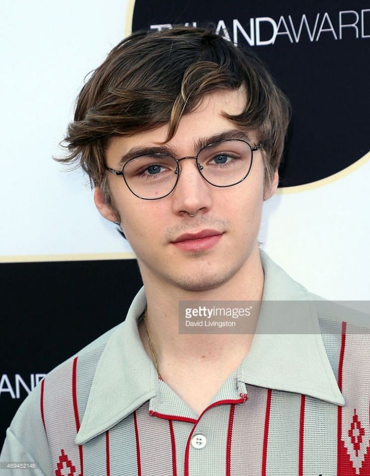 Miles Heizer