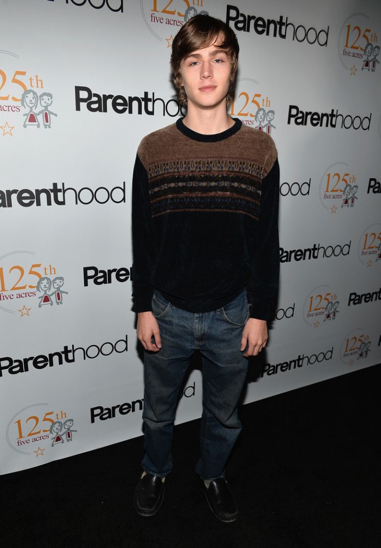 Miles Heizer