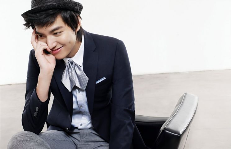 Min-ho Lee