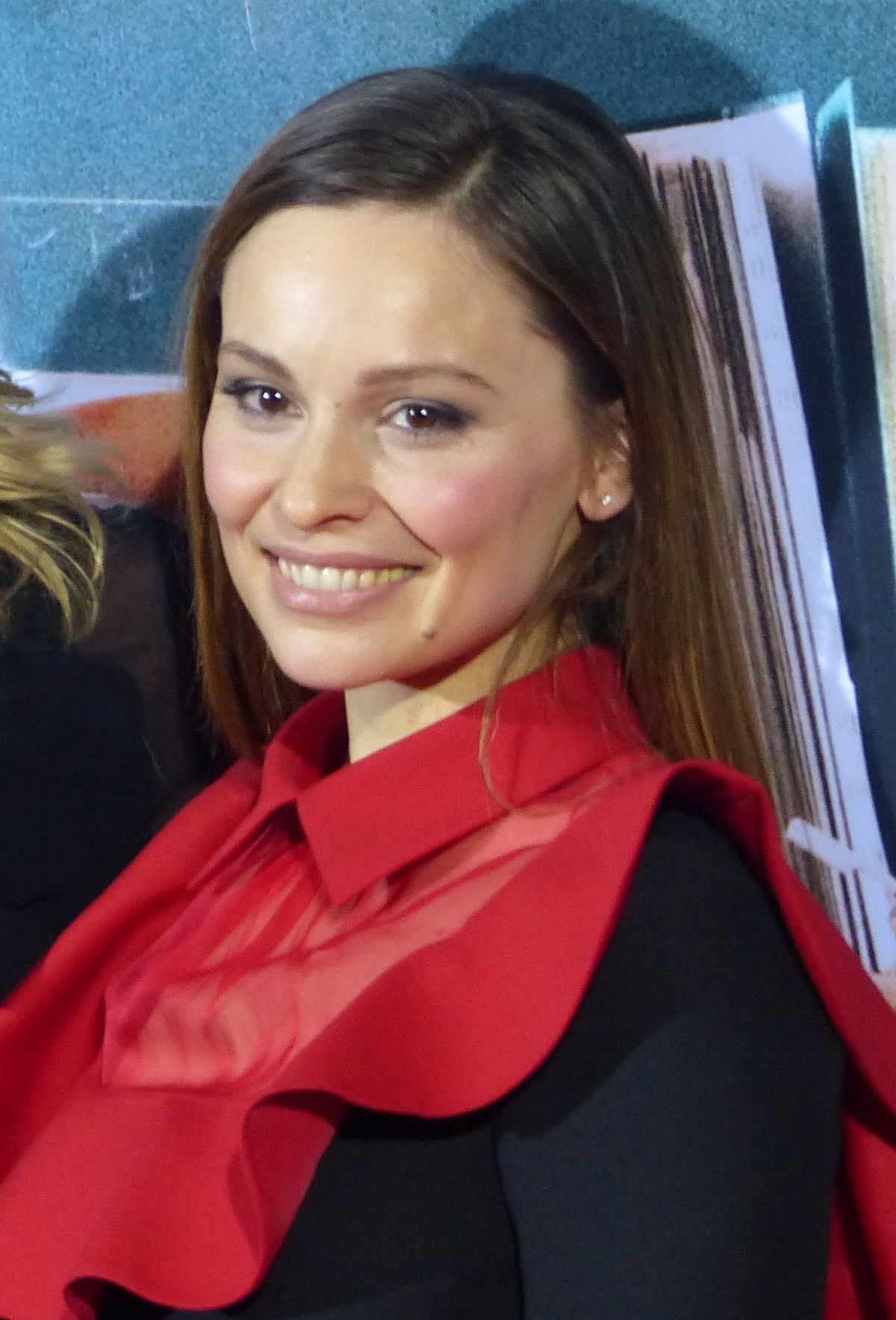 Pictures of Mina Tander