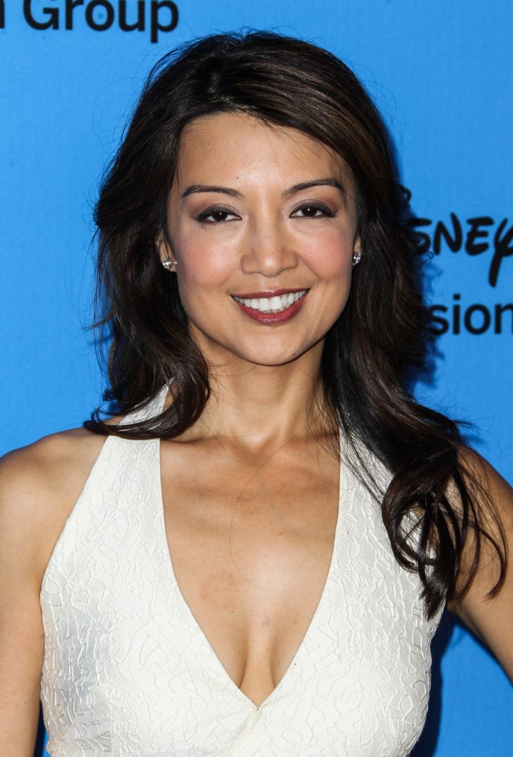 Ming-Na Wen