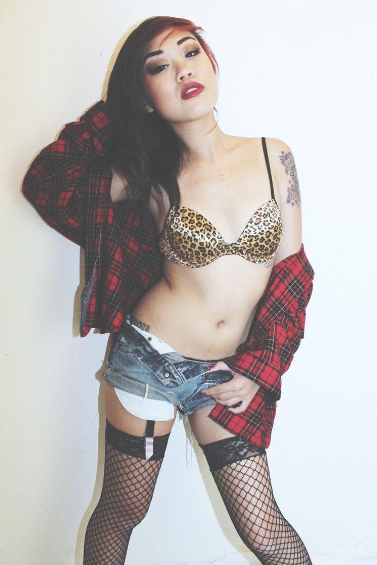 Minnie Scarlet