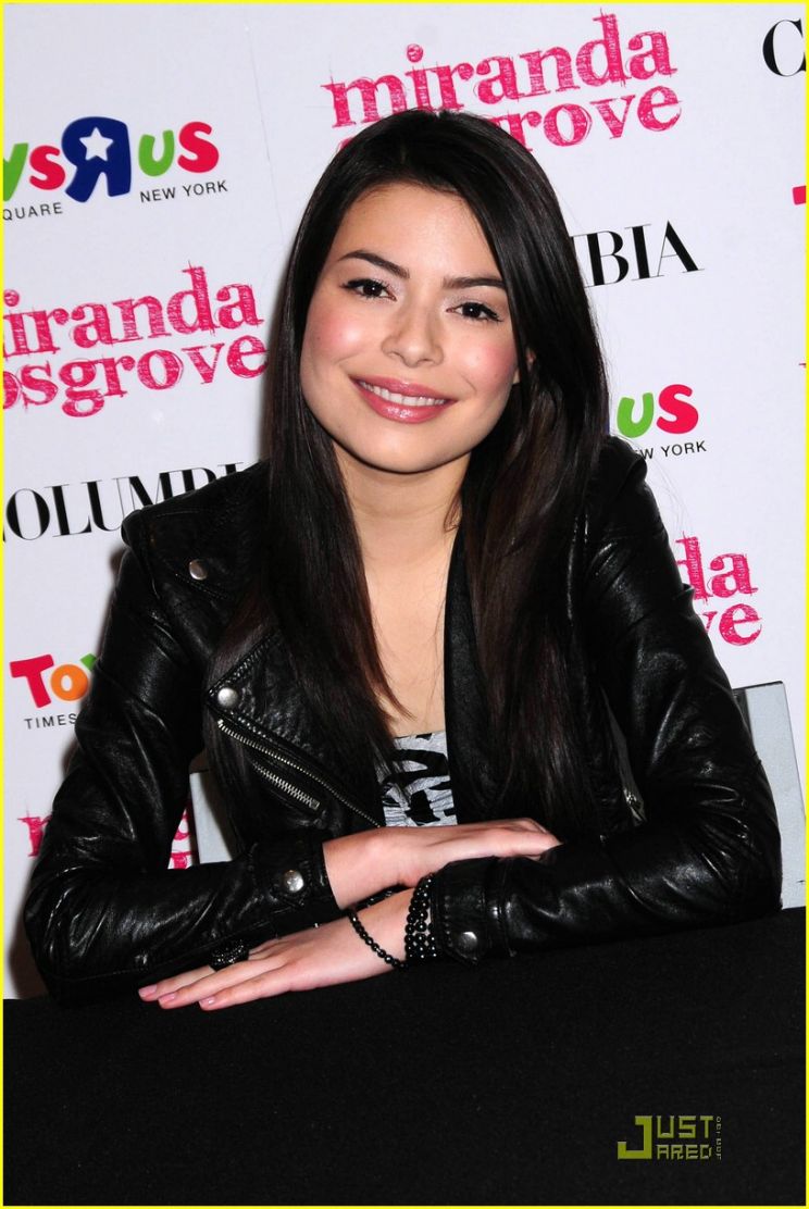 Miranda Cosgrove