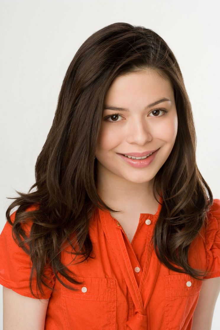 Miranda Cosgrove