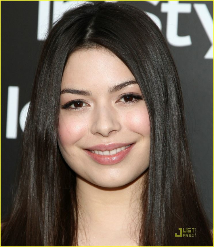 Miranda Cosgrove