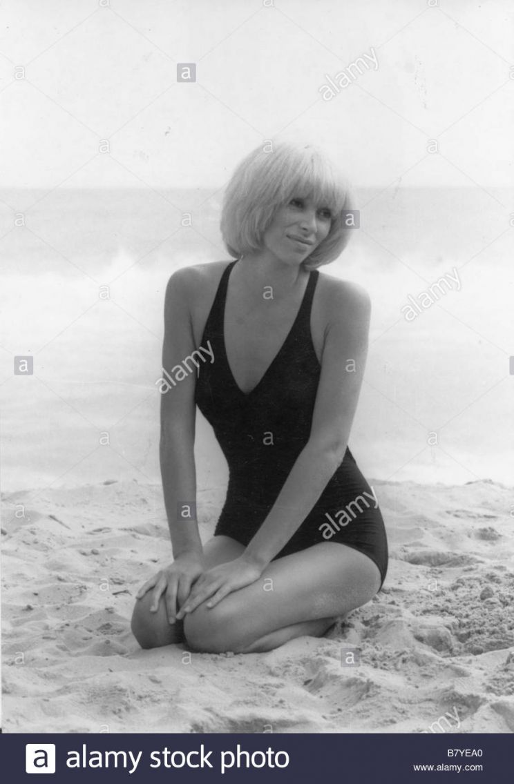 Mireille Darc