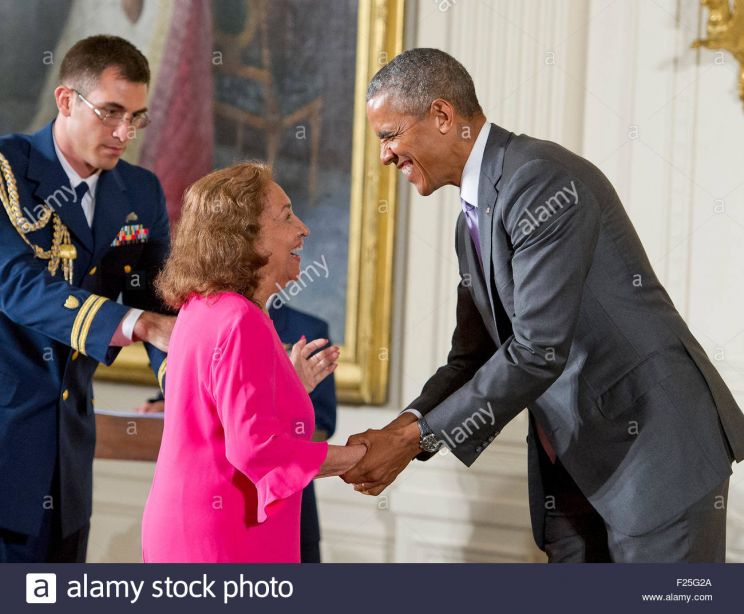 Miriam Colon