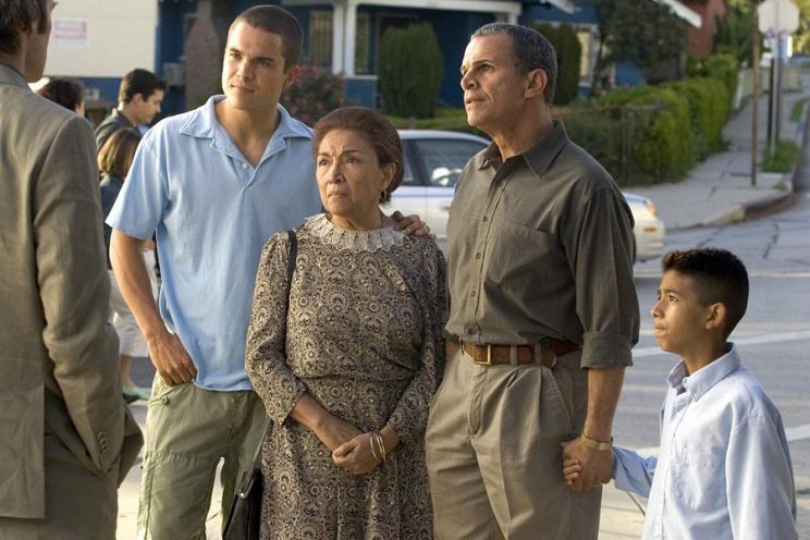 Miriam Colon