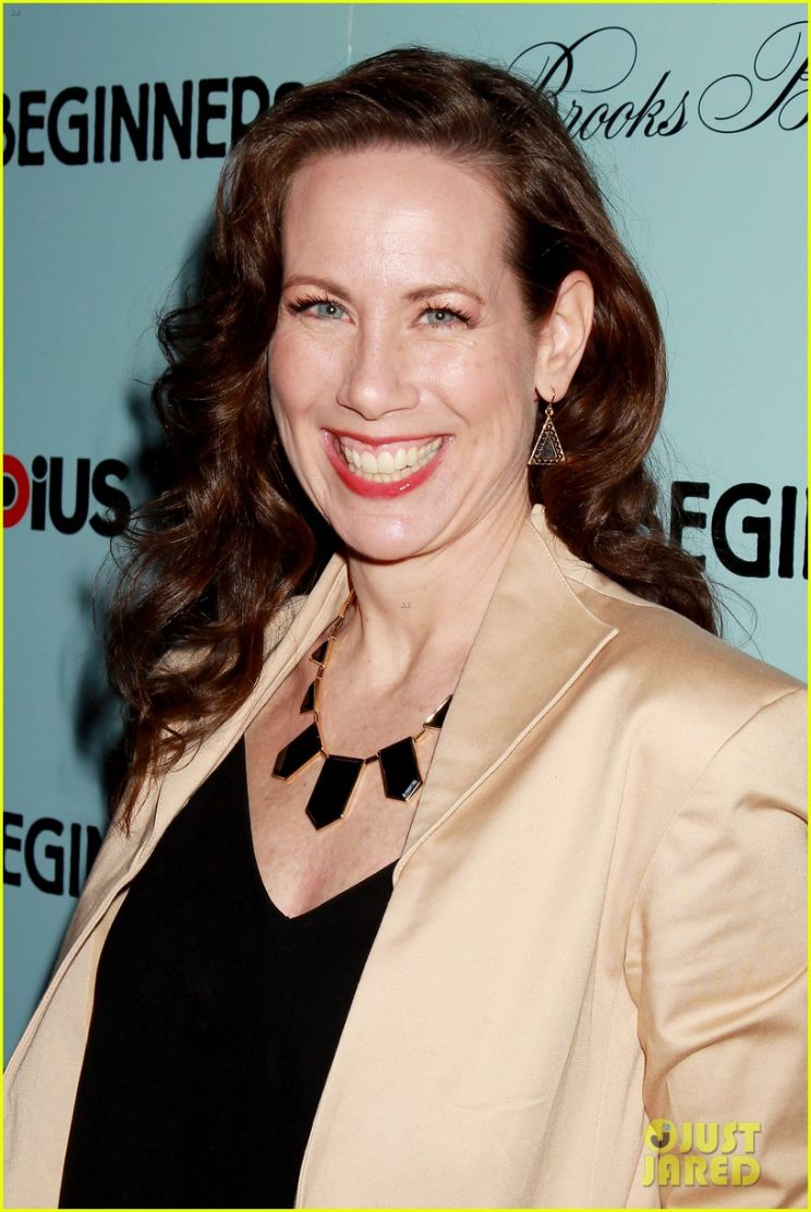 Miriam Shor