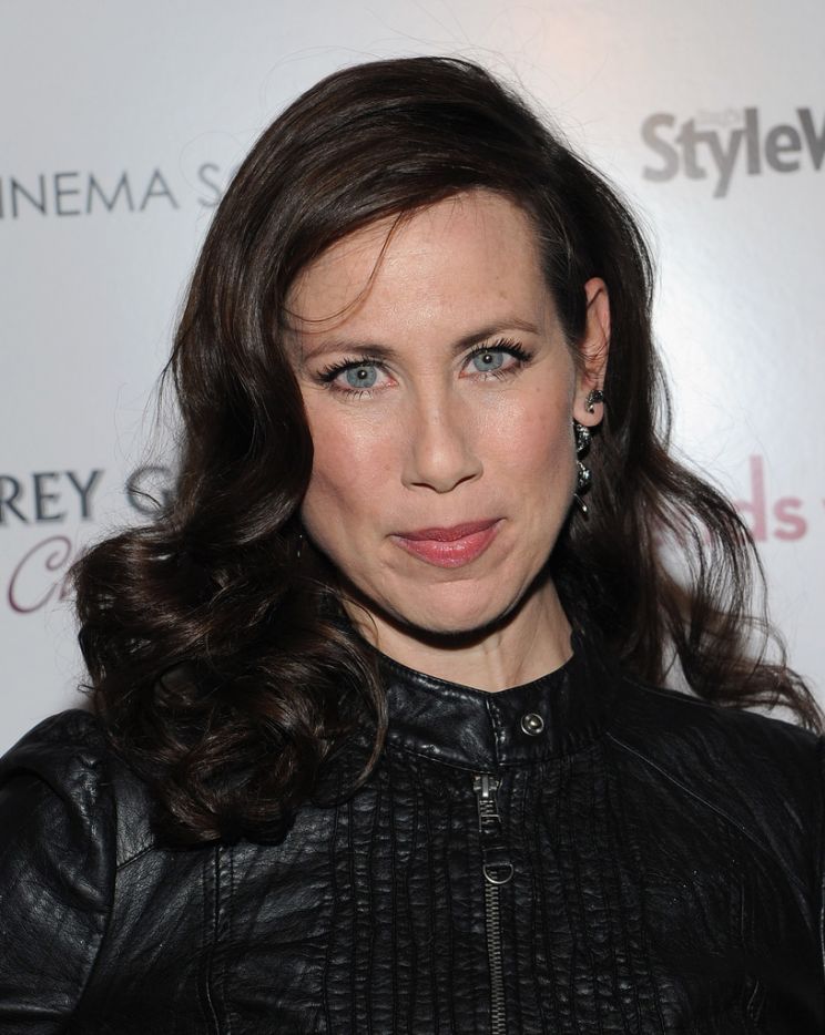 Miriam Shor