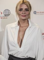 Mischa Barton