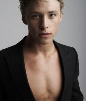 Mitch Hewer