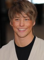 Mitch Hewer