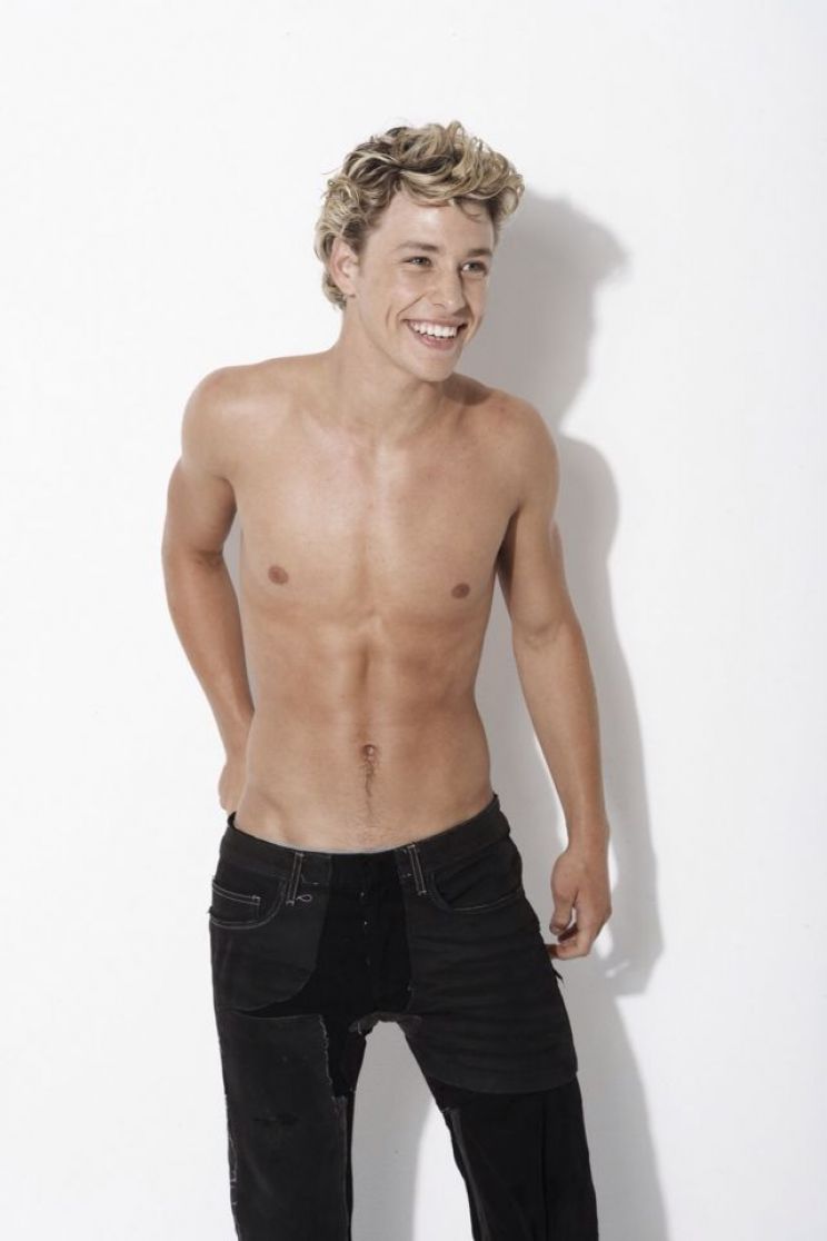 Mitch Hewer