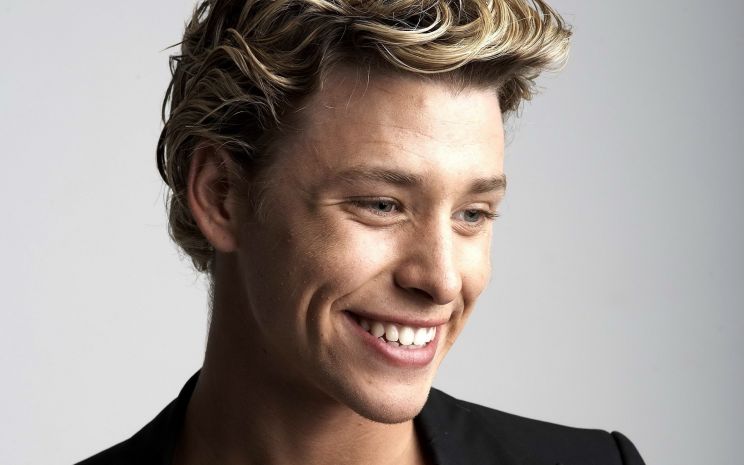 Mitch Hewer