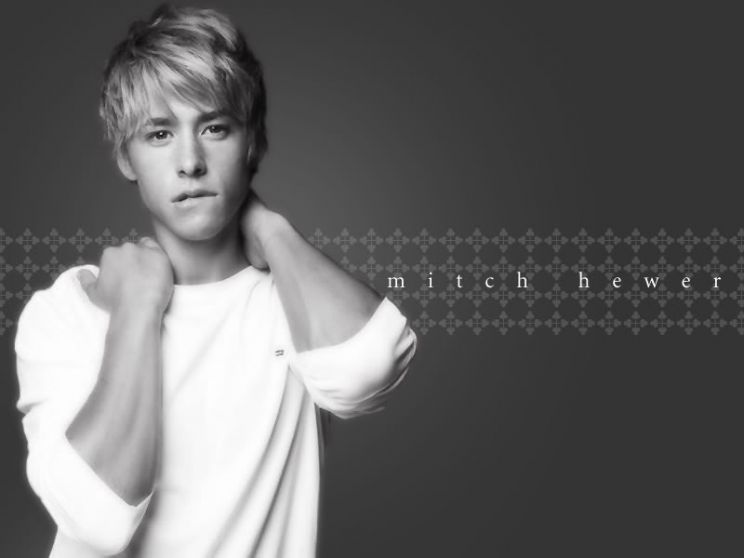 Mitch Hewer