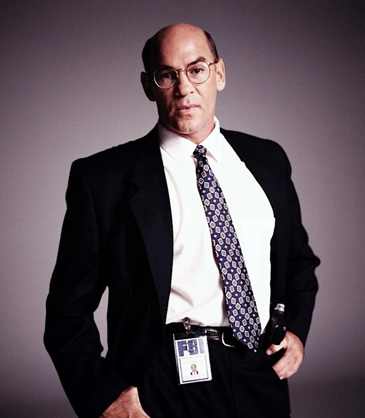 Mitch Pileggi